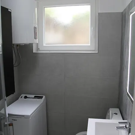 Apartman Iris Apartment *